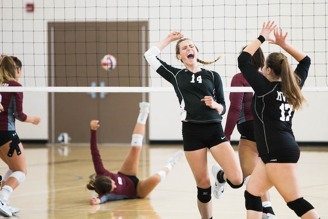 Can You Play Volleyball with Acrylic Nails