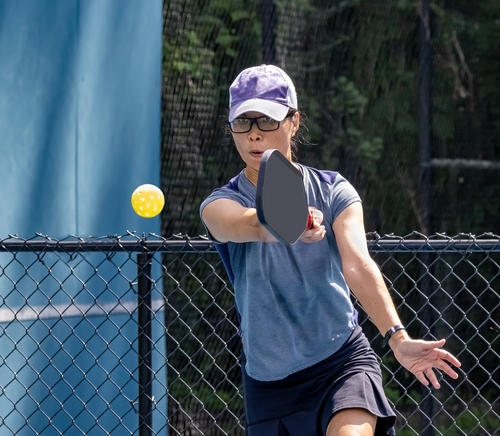 How to Play Pickleball Singles – Stepwise Guide